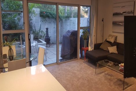 Photo of property in 1/20 Maritime Terrace, Birkenhead, Auckland, 0626