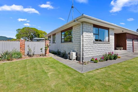 Photo of property in 1 Byron Place, Stoke, Nelson, 7011