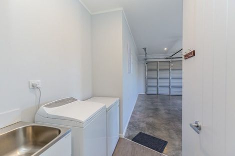 Photo of property in 13 Plains Avenue, Masterton, 5810