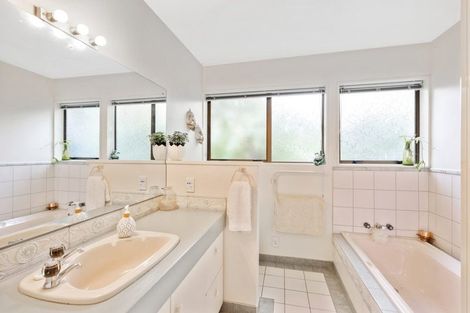 Photo of property in 34b Memorial Avenue, Ilam, Christchurch, 8053