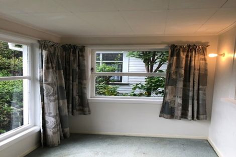 Photo of property in 24 Izard Road, Khandallah, Wellington, 6035