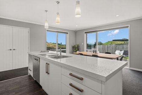Photo of property in 173 Ballintoy Park Drive, Welcome Bay, Tauranga, 3175