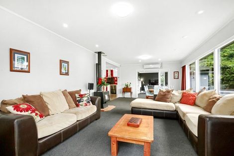 Photo of property in 33 Chester Road, Tawa, Wellington, 5028
