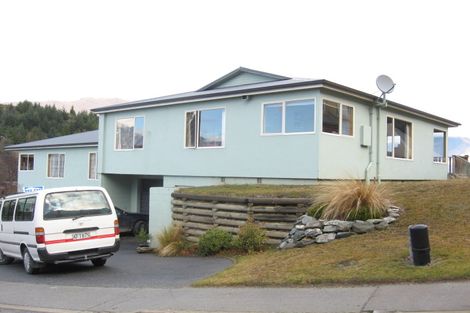 Photo of property in 2a Dart Place, Fernhill, Queenstown, 9300