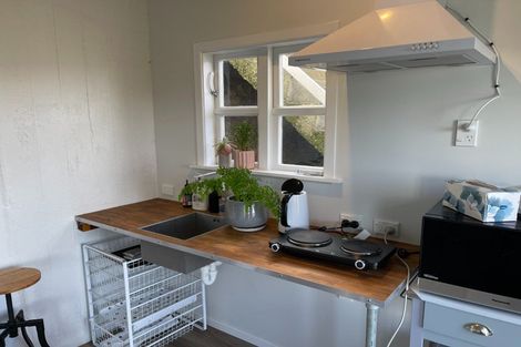 Photo of property in 10 Highbury Road, Highbury, Wellington, 6012