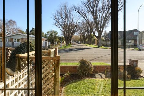 Photo of property in 206 Park Road, Hokowhitu, Palmerston North, 4410