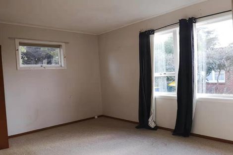 Photo of property in 24 Ranui Avenue, Ranui, Auckland, 0612