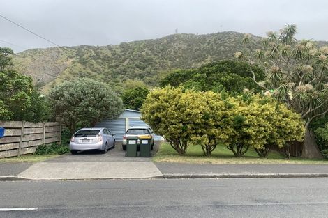 Photo of property in 46 Wellington Road, Paekakariki, 5034