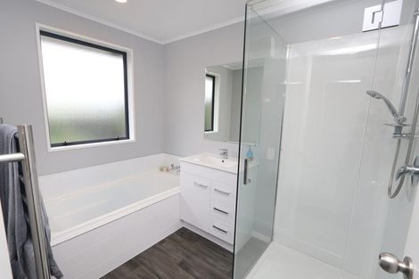 Photo of property in 10 Maple Lane, Tinwald, Ashburton, 7700