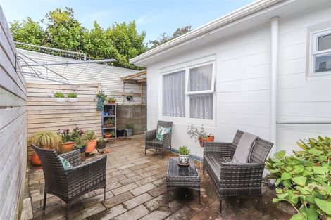 Photo of property in 33c Maire Street, Inglewood, 4330