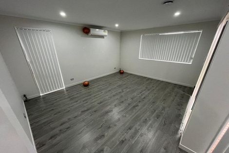 Photo of property in 49 Clayden Shuttleworth Street, Papakura, 2110