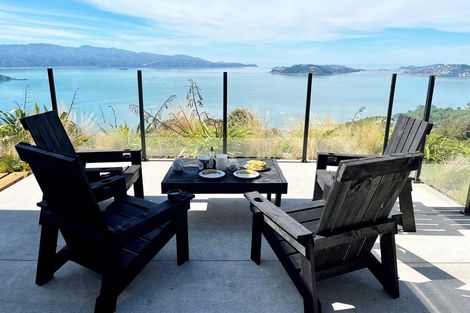 Photo of property in 17 Promontory Crescent, Newlands, Wellington, 6037