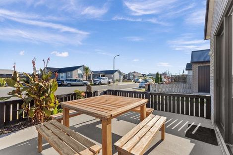 Photo of property in 57 Crown Street, Papamoa, 3118