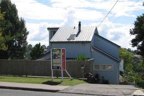 Photo of property in 2/61 Sunrise Avenue, Murrays Bay, Auckland, 0630