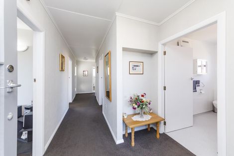 Photo of property in 20 Hurley Place, Awapuni, Palmerston North, 4412