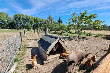 Photo of property in 10 Pigeon Valley Road, Wakefield, 7025