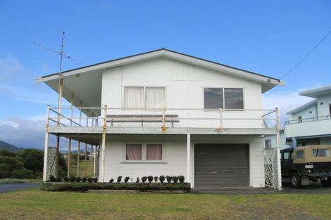 Photo of property in 107a Harbour View Road, Whangamata, 3620