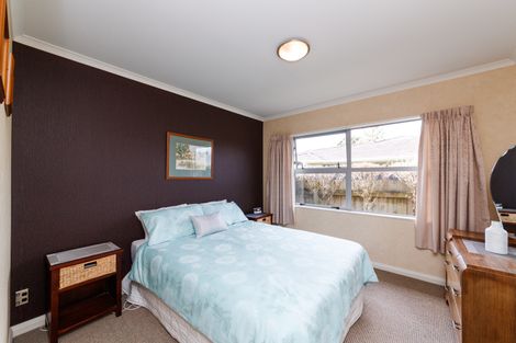 Photo of property in 19 Karina Terrace, Roslyn, Palmerston North, 4414