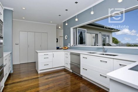 Photo of property in 11a Maleme Avenue, Belmont, Auckland, 0622