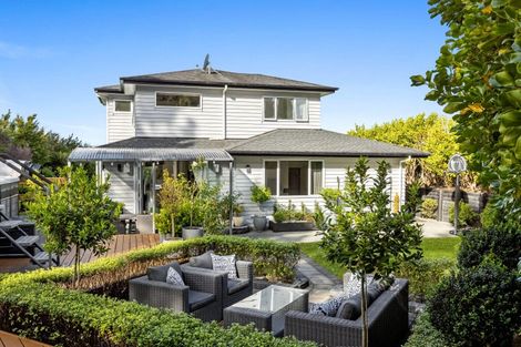 Photo of property in 8 Somerset Place, Stanmore Bay, Whangaparaoa, 0932