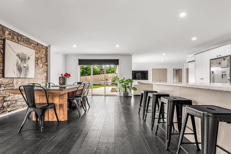 Photo of property in 73 Rexford Heights, Pyes Pa, Tauranga, 3112