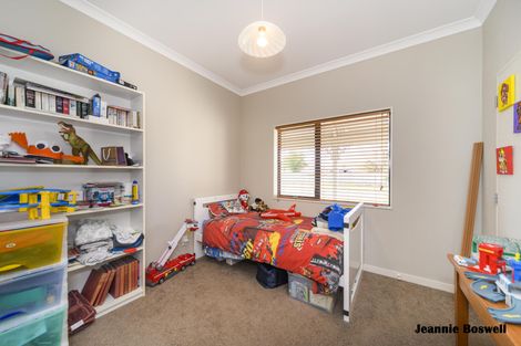 Photo of property in 71 Bryant Street, Takaro, Palmerston North, 4412