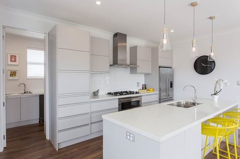 Photo of property in 7 Faringdon Boulevard, Rolleston, 7615