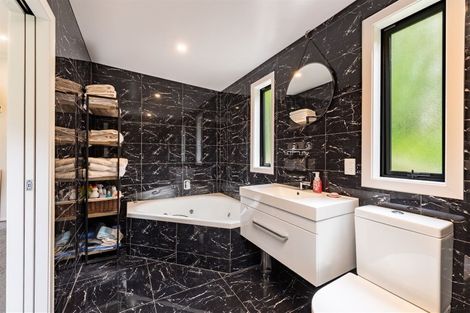 Photo of property in 78 Howard Road, Point Howard, Lower Hutt, 5013