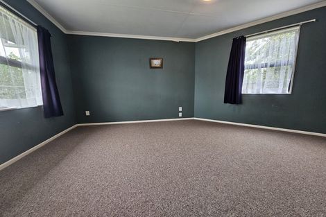 Photo of property in 8a Busby Place, Awapuni, Palmerston North, 4412