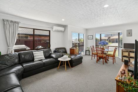 Photo of property in 2/15 Stead Crescent, Stoke, Nelson, 7011