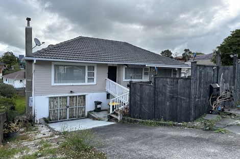 Photo of property in 19 Camelot Place, Glenfield, Auckland, 0629