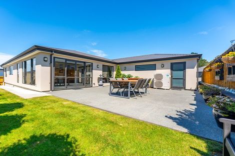Photo of property in 5 Mueller Drive, Oceanview, Timaru, 7910