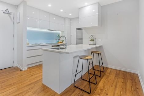 Photo of property in 5/46 Wellington Street, Howick, Auckland, 2014