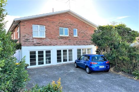 Photo of property in 3/18 Fowler Street, Northcote, Auckland, 0627