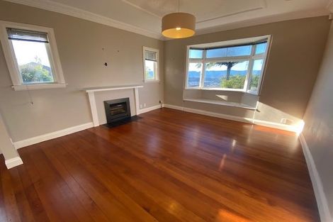 Photo of property in 24 Highbury Crescent, Highbury, Wellington, 6012