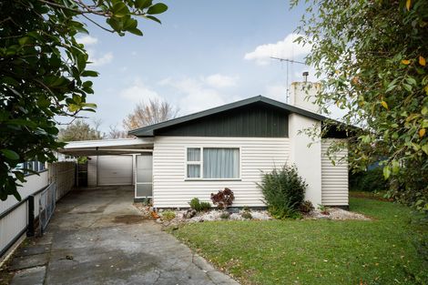 Photo of property in 5 Parkland Crescent, Terrace End, Palmerston North, 4410
