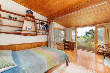 Photo of property in 24 Selwyn Road, Lyttelton, 8082