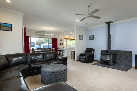 Photo of property in 36 Kent Street, Picton, 7220