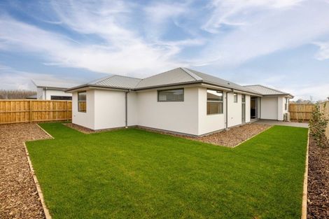 Photo of property in 22 Mehrtens Crescent, Woodend, 7691