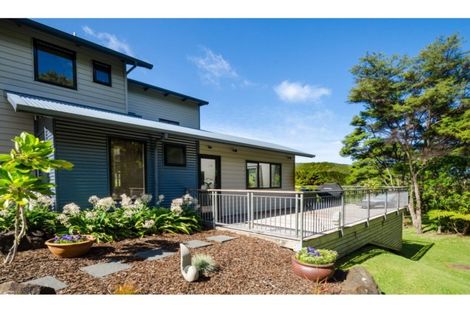 Photo of property in 81 Stoney Creek Drive, Waitakere, Henderson, 0782
