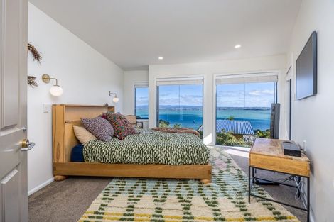 Photo of property in 82 Hadfield Street, Beach Haven, Auckland, 0626