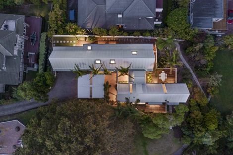 Photo of property in 25 Oakpark Place, West Harbour, Auckland, 0618