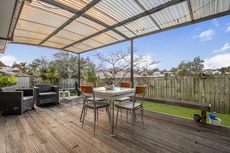 Photo of property in 10 Greta Place, Stanmore Bay, Whangaparaoa, 0932