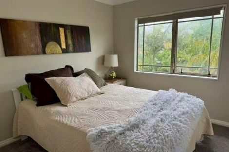 Photo of property in 35 Helvetia Drive, Browns Bay, Auckland, 0630
