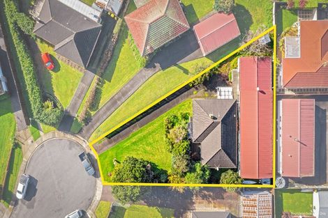 Photo of property in 11 Shamrock Lane, Te Atatu Peninsula, Auckland, 0610