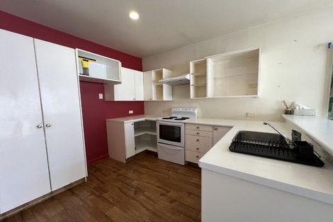 Photo of property in 2/69 Aikmans Road, Merivale, Christchurch, 8014