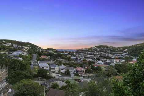Photo of property in 5 Mary Dobson Way, Island Bay, Wellington, 6023