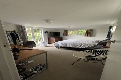 Photo of property in 107 Parkvale Road, Karori, Wellington, 6012