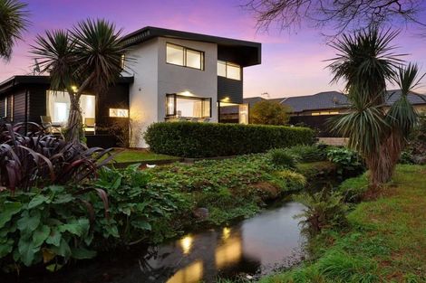 Photo of property in 1/16 Strowan Road, Strowan, Christchurch, 8052
