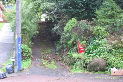 Photo of property in 197 Woodlands Park Road, Titirangi, Auckland, 0604